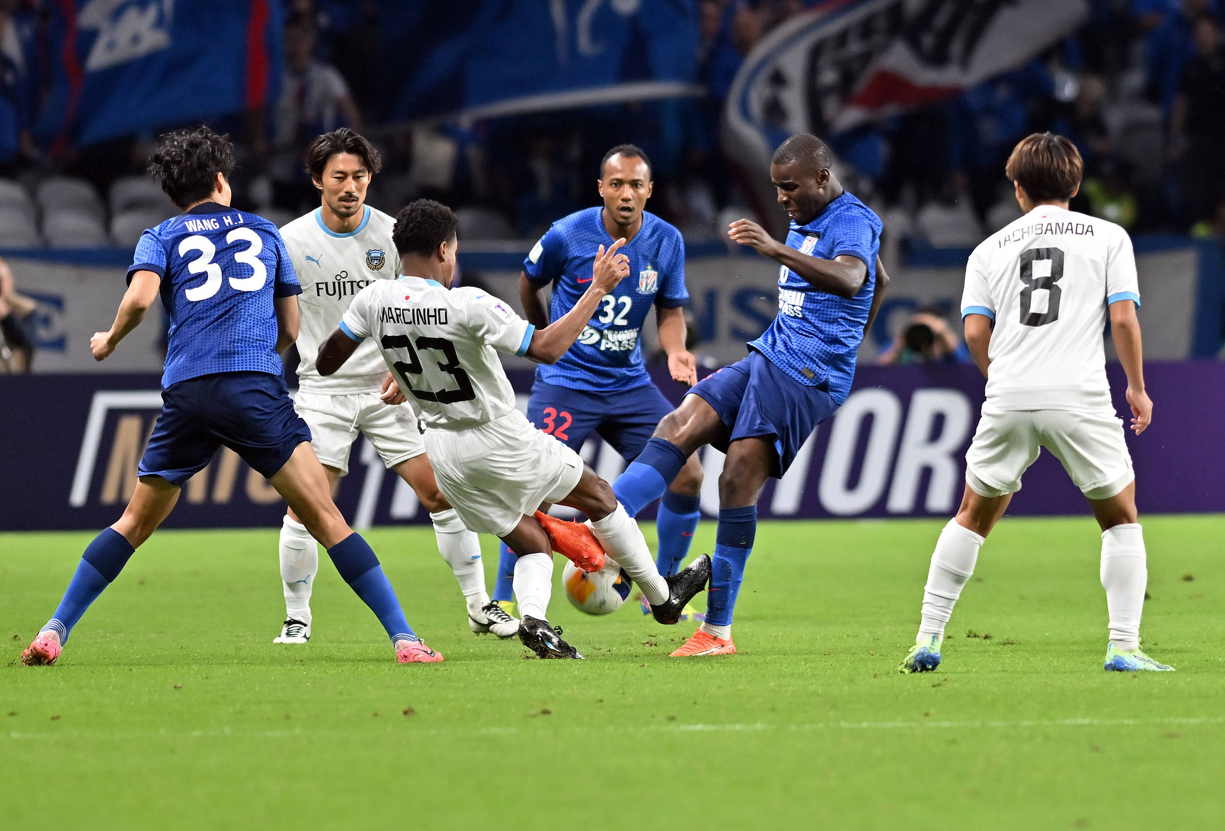 力压制撤离 力压制撤离